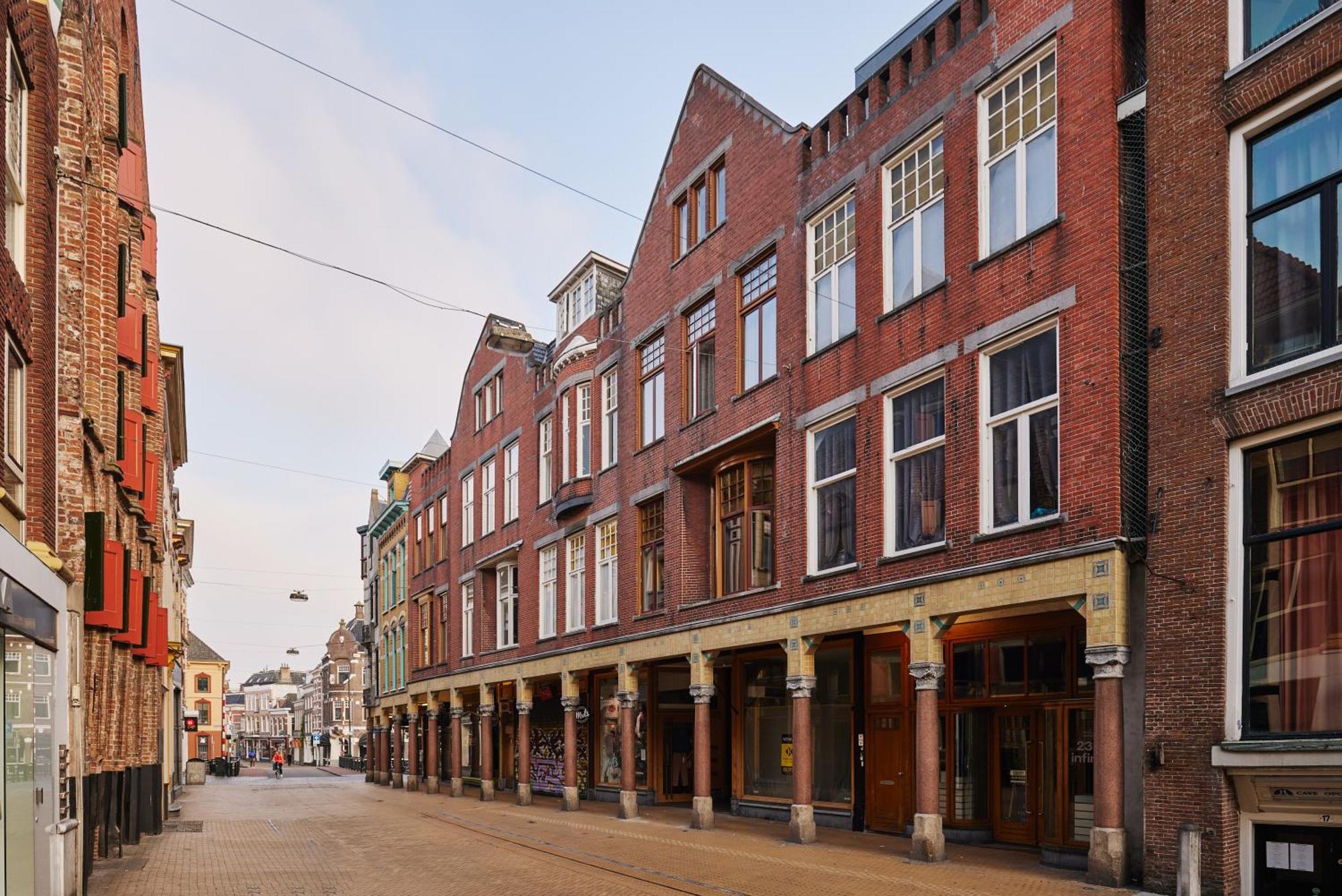 Hotel Miss Blanche Хронинген Екстериор снимка